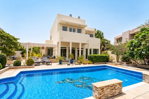 Villa in Arabian Ranches, Dubai 3 bedrooms, 329.81 sq.m. № 142267 - photo 9