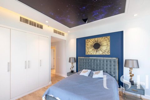 Appartement à Al Habtoor City, Business Bay, Dubai, 3 chambres, 180 m², № 39433 - photo 1