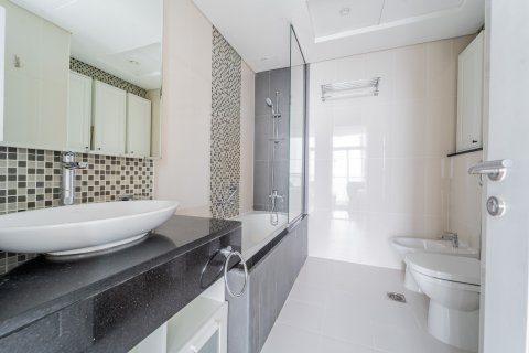 Appartement à Downtown Dubai (Downtown Burj Dubai), Dubai, 1 chambre, 85 m², № 139685 - photo 13