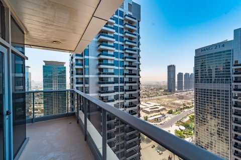 Apartment in Jumeirah Islands, Dubai 3 bedrooms, 200 sq.m. № 139684 - photo 17