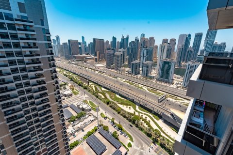 Apartment in Jumeirah Islands, Dubai 3 bedrooms, 200 sq.m. № 139684 - photo 19