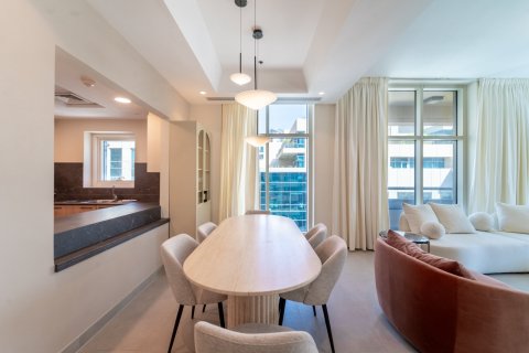 Apartamento en Business Bay, Dubai, 1 dormitorio, 123 m², № 105745 - foto 13