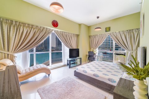 Appartement à Jumeirah Islands, Dubai, 2 chambres, 179 m², № 105742 - photo 8