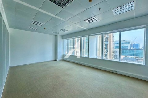 Bureau à Sheikh Zayed Road, Dubai, 186 m², № 102036 - photo 2