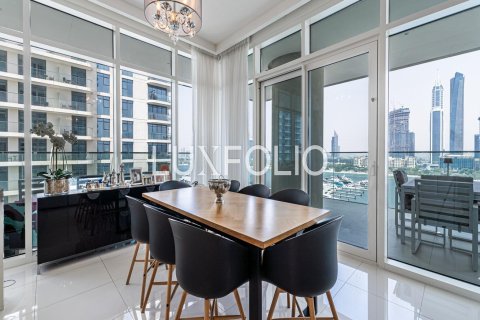 Снять в аренду квартиру в EMAAR Beachfront, Dubai Harbour, Дубай: 3 спальни, 195м², № 46232 - фото 4