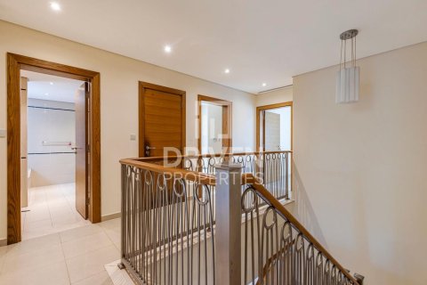 Villa in North Village, Al Furjan, Dubai 3 bedrooms, 223.99 sq.m. № 136826 - photo 13
