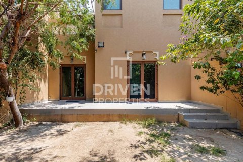 Villa in North Village, Al Furjan, Dubai 3 bedrooms, 223.99 sq.m. № 136826 - photo 21