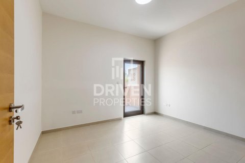 Villa in North Village, Al Furjan, Dubai 3 bedrooms, 223.99 sq.m. № 136826 - photo 6