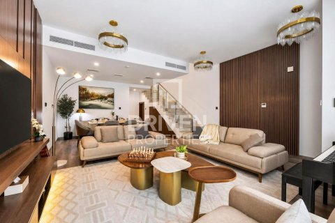 Townhouse in District 12, Jumeirah Village Circle, Dubai 3 bedrooms, 146.42 sq.m. № 136828 - photo 2