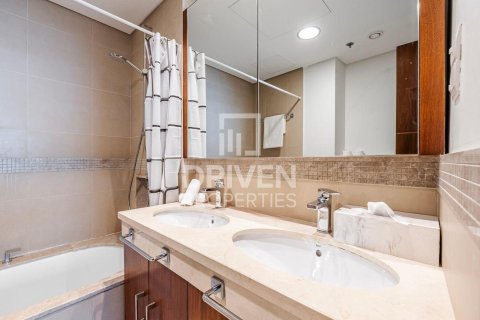 Apartamento en Burj Vista, Downtown Dubai (Downtown Burj Dubai), Dubai, 2 dormitorios, 129.32 m², № 128731 - foto 6
