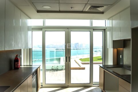Apartment in Palm Jumeirah, Dubai 1 bedroom, 112 sq.m. № 104649 - photo 9