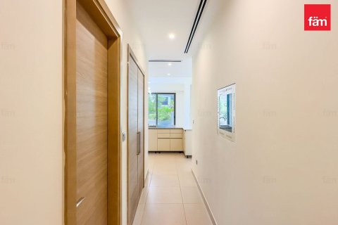 Villa à Dubai Hills Estate, Dubai, 5 chambres, 560.1 m², № 23060 - photo 8