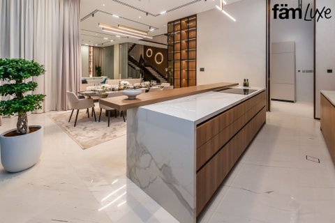 Villa à Dubai, 5 chambres, 900.2 m², № 40414 - photo 16