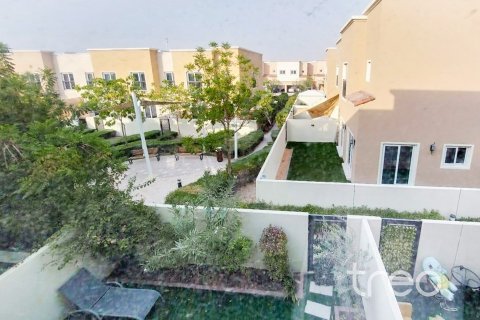 Villa in Dubai 3 bedrooms, 177.63 sq.m. № 119548 - photo 16