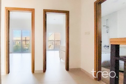 Villa in Dubai 3 bedrooms, 177.63 sq.m. № 119548 - photo 12