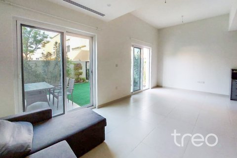 Villa in Dubai 3 bedrooms, 177.63 sq.m. № 119548 - photo 2