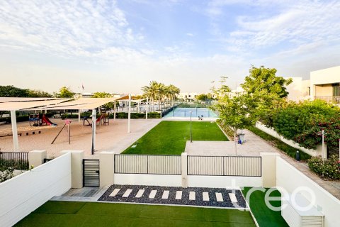 Townhouse in Hayat Townhouses, Town Square, Dubai 4 bedrooms, 280.94 sq.m. № 119546 - photo 5
