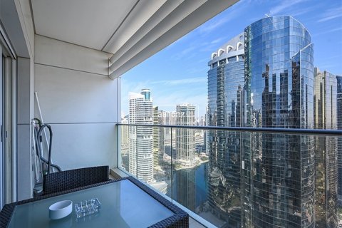 Apartment in Jumeirah Lake Towers, Dubai 2 bedrooms, 91.3 sq.m. № 20941 - photo 11