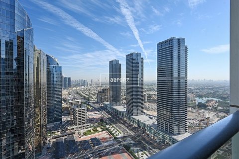 Apartment in Jumeirah Lake Towers, Dubai 2 bedrooms, 91.3 sq.m. № 20941 - photo 12