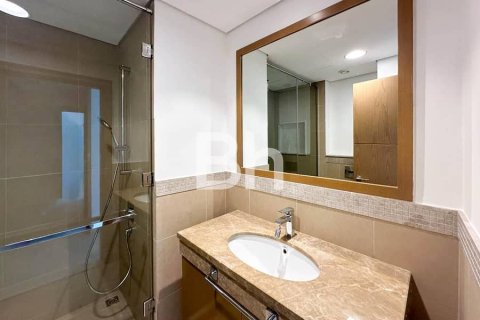 Apartment in Downtown Dubai (Downtown Burj Dubai), Dubai 2 bedrooms, 132 sq.m. № 56409 - photo 10