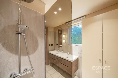 Villa in Springs 12, The Springs, Dubai 4 bedrooms, 209 sq.m. № 61759 - photo 18