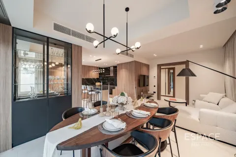 Villa in Springs 12, The Springs, Dubai 4 bedrooms, 209 sq.m. № 61759 - photo 5