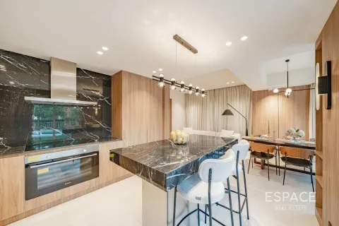 Villa in Springs 12, The Springs, Dubai 4 bedrooms, 209 sq.m. № 61759 - photo 7