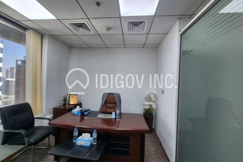 Bureau à Business Bay, Dubai, 1 salle, 93 m², № 85350 - photo 6