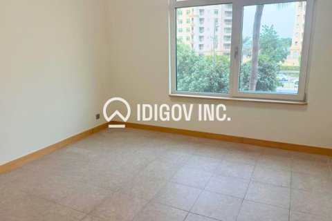 Apartment in Shoreline Apartments, Palm Jumeirah, Dubai 3 bedrooms, 204 sq.m. № 85339 - photo 5