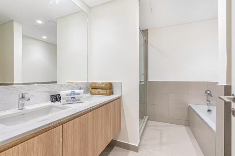 Villa in Dubai South (Dubai World Central), Dubai 5 bedrooms, 373 sq.m. № 101235 - photo 7