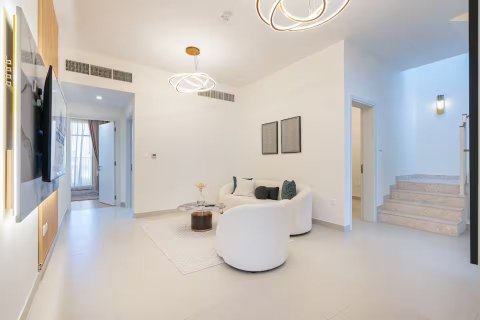 Villa in Dubai South (Dubai World Central), Dubai 5 bedrooms, 373 sq.m. № 101235 - photo 19