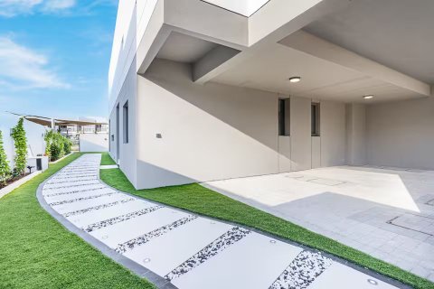 Villa in Dubai South (Dubai World Central), Dubai 5 bedrooms, 373 sq.m. № 101235 - photo 13