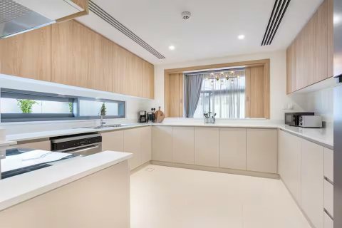 Villa in Dubai South (Dubai World Central), Dubai 5 bedrooms, 373 sq.m. № 101235 - photo 21