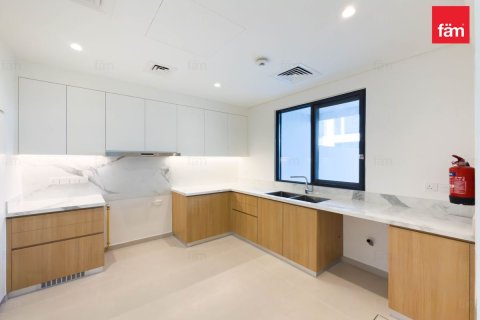 Townhouse in Jebel Ali, Dubai 4 bedrooms, 252 sq.m. № 119195 - photo 6