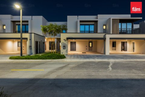 Townhouse in Jebel Ali, Dubai 4 bedrooms, 252 sq.m. № 119195 - photo 30