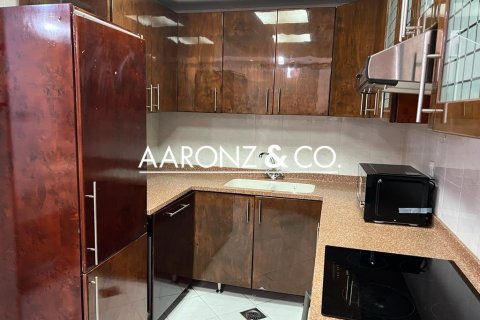 Appartement à Dubai Marina, Dubai, 2 chambres, 176.4 m², № 78473 - photo 11