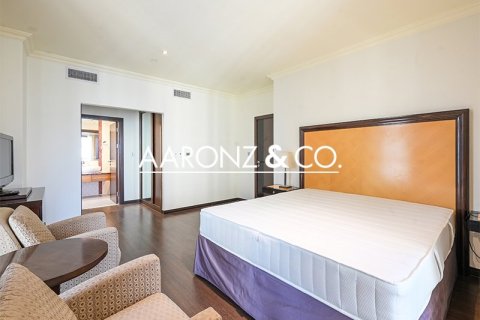 Appartement à Jumeirah Beach Residence, Dubai, 4 chambres, 288.5 m², № 78475 - photo 8