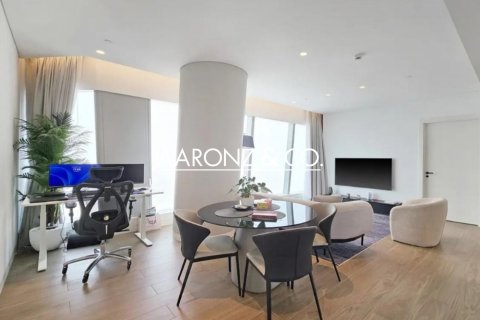 Appartement à Jumeirah Lake Towers, Dubai, 1 chambre, 68.9 m², № 78464 - photo 1