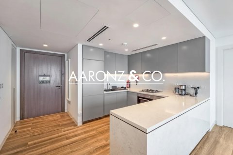 Appartement à Jumeirah Lake Towers, Dubai, 1 chambre, 74.6 m², № 78462 - photo 8