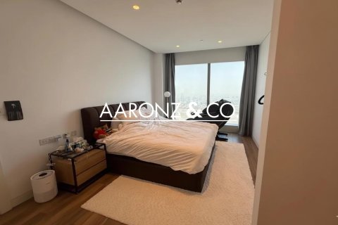 Appartement à Jumeirah Lake Towers, Dubai, 1 chambre, 73.8 m², № 78463 - photo 3