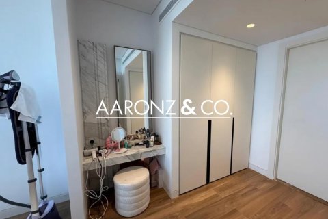 Appartement à Jumeirah Lake Towers, Dubai, 1 chambre, 73.8 m², № 78463 - photo 6