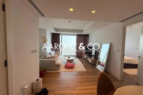Appartement à Jumeirah Lake Towers, Dubai, 1 chambre, 73.8 m², № 78463 - photo 1