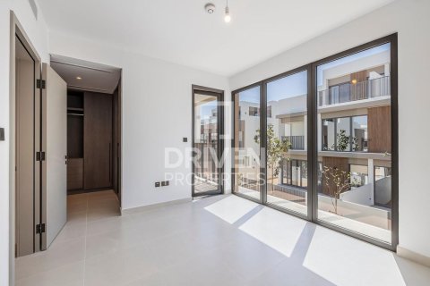 Villa in Aura, Tilal Al Ghaf, Dubai 4 bedrooms, 317 sq.m. № 19598 - photo 22