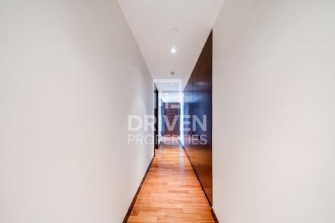 Apartment in Downtown Dubai (Downtown Burj Dubai), Dubai 2 bedrooms, 178.84 sq.m. № 126312 - photo 6