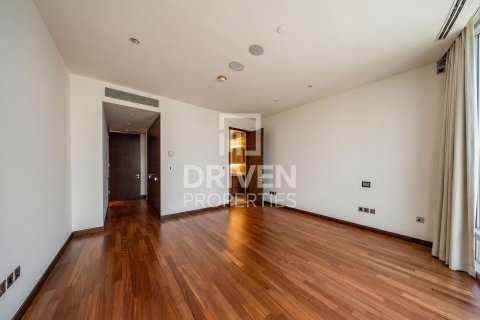 Apartment in Downtown Dubai (Downtown Burj Dubai), Dubai 2 bedrooms, 178.84 sq.m. № 126312 - photo 7
