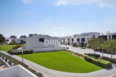 Villa in DAMAC Hills (Akoya by DAMAC), Dubai 5 bedrooms, 460.71 sq.m. № 126308
