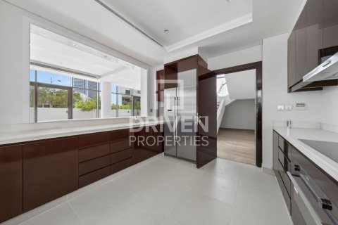 Villa in DAMAC Hills (Akoya by DAMAC), Dubai 5 bedrooms, 460.71 sq.m. № 126308 - photo 15