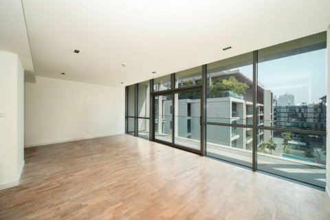 Снять в аренду квартиру в Аль-Васле, Дубай: 2 спальни, 157м², № 83908 - фото 3