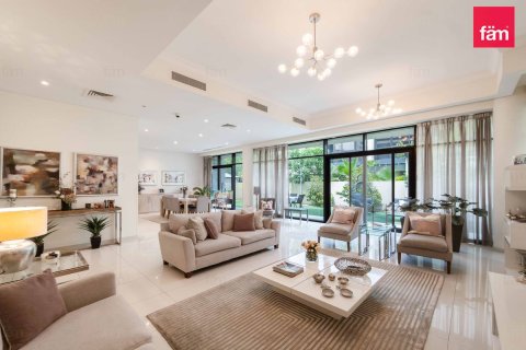 Villa en Dubai, 5 dormitorios, 450 m², № 114218 - foto 2