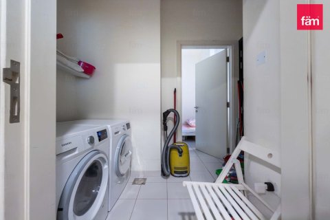 Villa en Dubai, 5 dormitorios, 450 m², № 114218 - foto 7